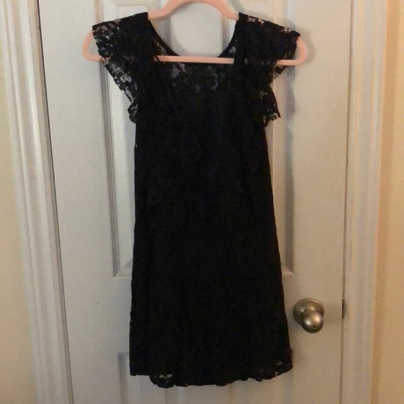 Lace romper with low back - Picture 2 of 2